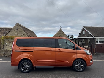 Used Ford Tourneo Custom 2018 for sale - 76557135: Photo