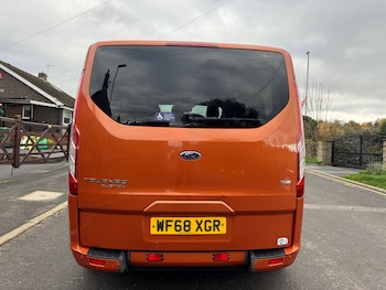 Used Ford Tourneo Custom 2018 for sale - 76557135: Photo