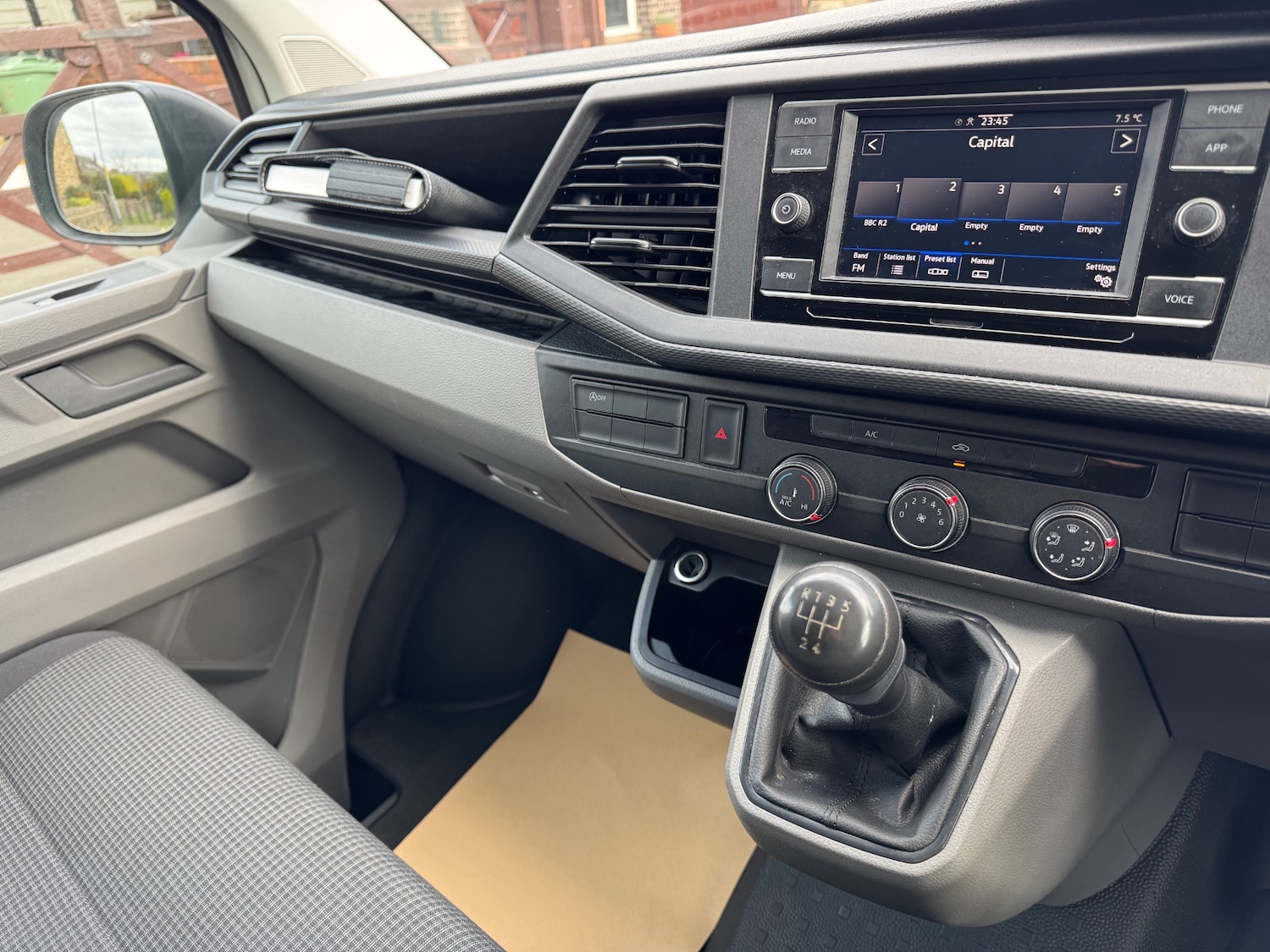 Used Volkswagen Transporter 2022 for sale - 77818846: Photo 13