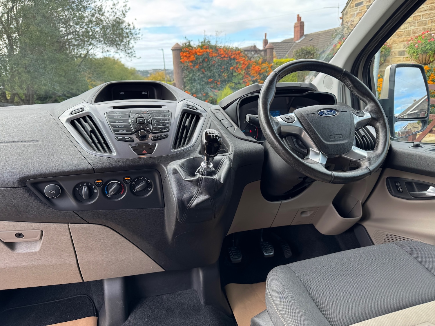 Used Ford Tourneo Custom 2017 for sale - 76197333: Photo 10