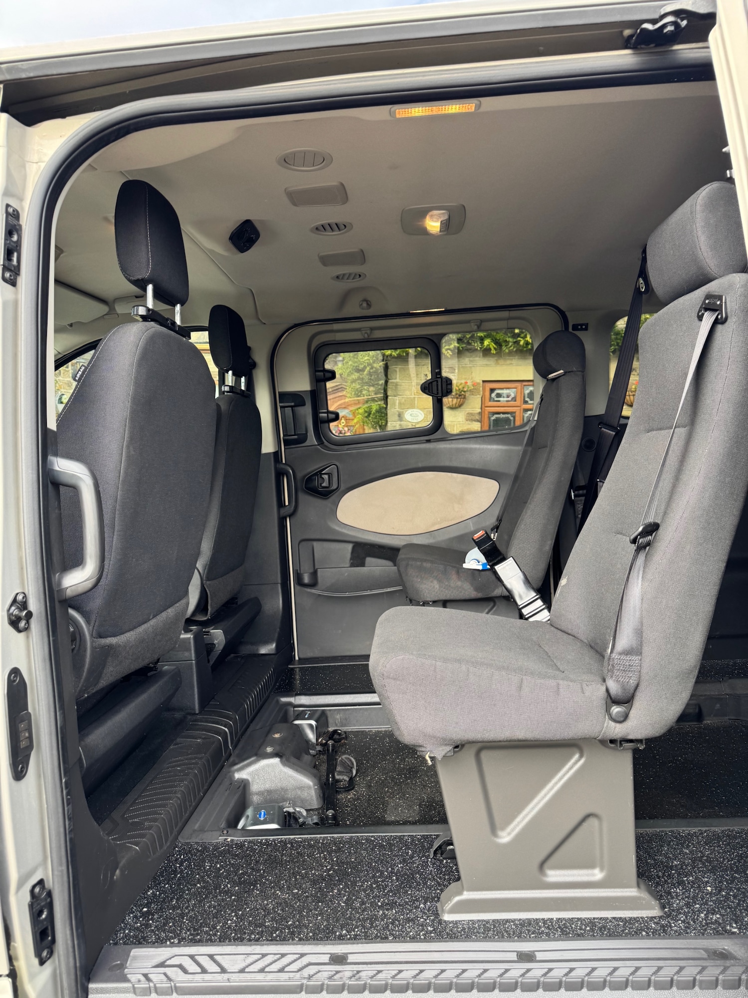 Used Ford Tourneo Custom 2017 for sale - 76197333: Photo 11