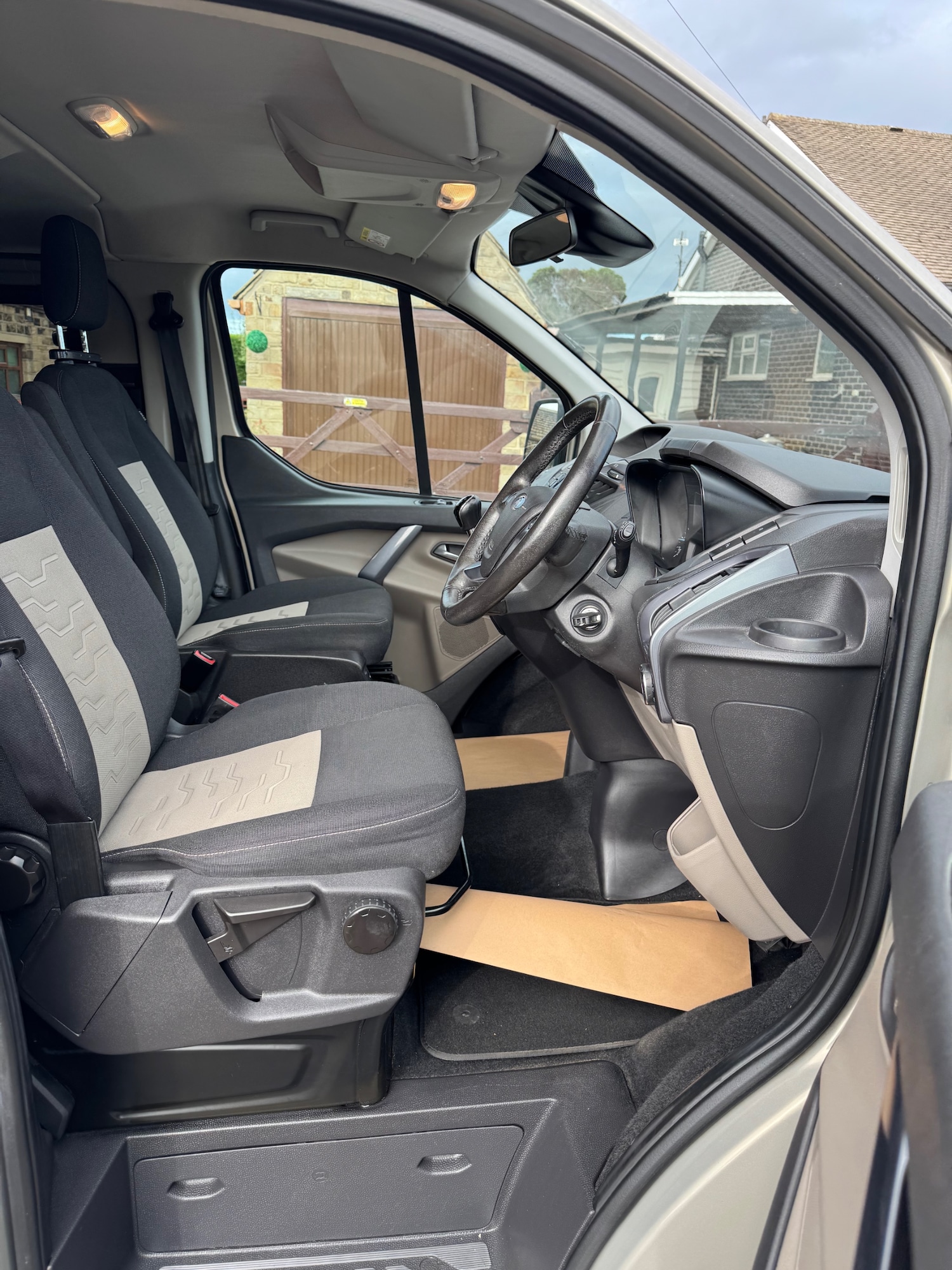 Used Ford Tourneo Custom 2017 for sale - 76197333: Photo 13