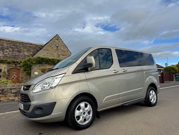 Used Ford Tourneo Custom 2017 for sale - 76197333: Photo