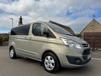 Used Ford Tourneo Custom 2017 for sale - 76197333: Photo