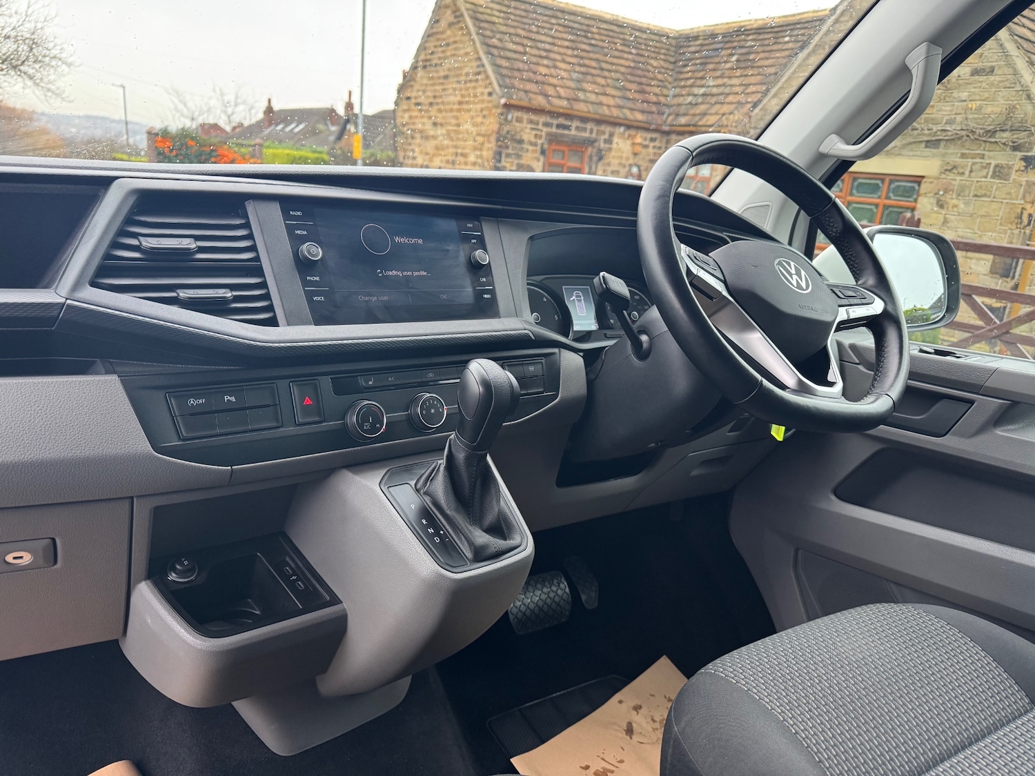 Used Volkswagen Transporter 2024 for sale - 77025714: Photo 8