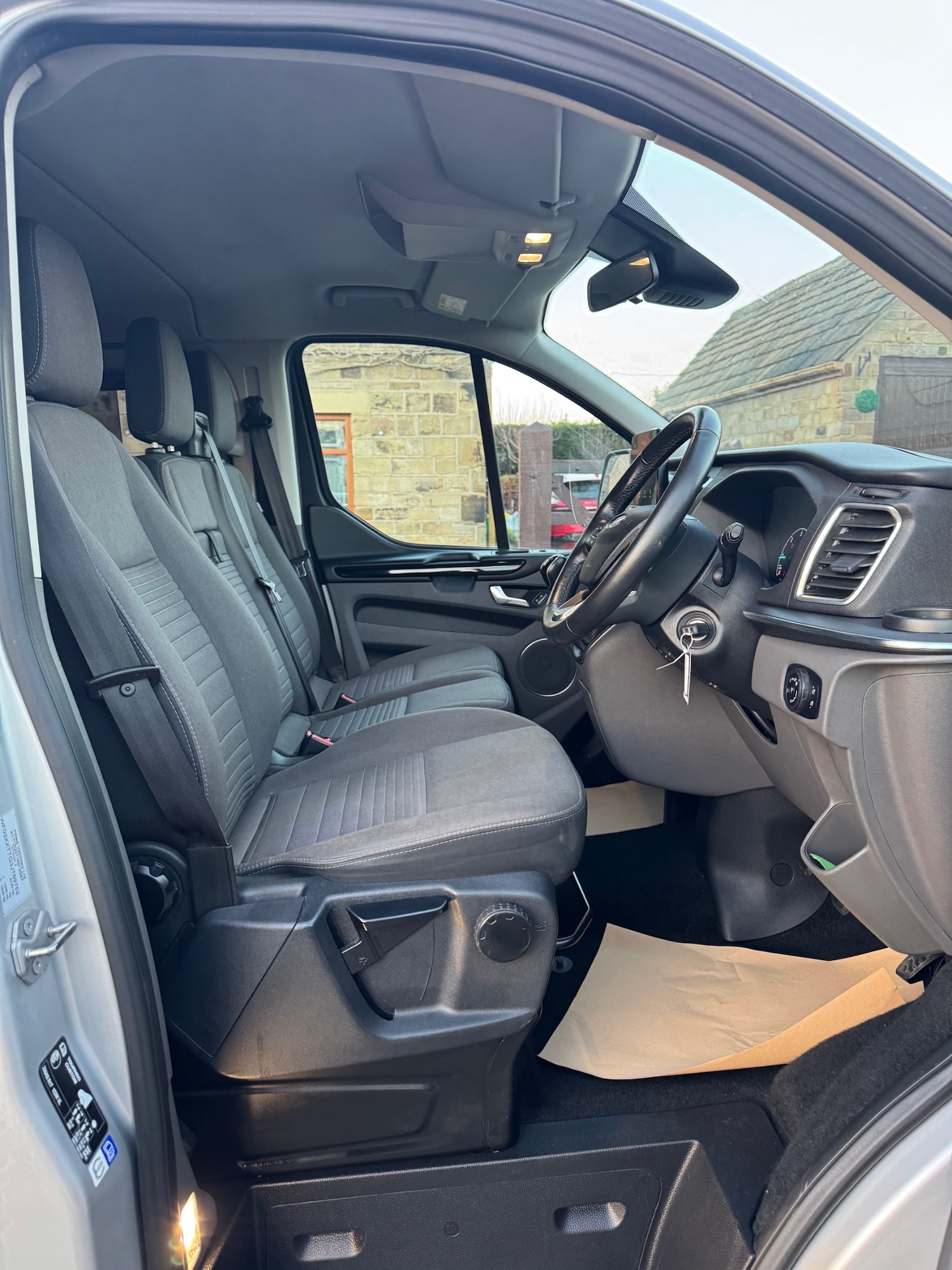 Used Ford Tourneo Custom 2018 for sale - 77766145: Photo 12