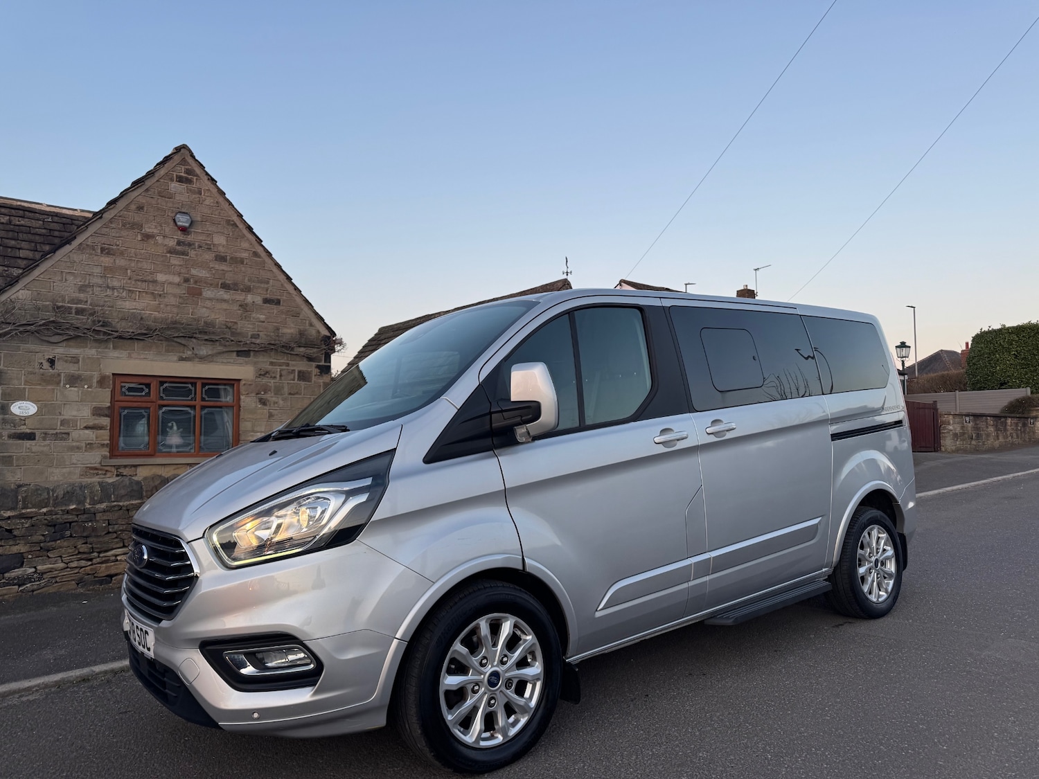 Used Ford Tourneo Custom 2018 for sale - 77766145: Photo 2