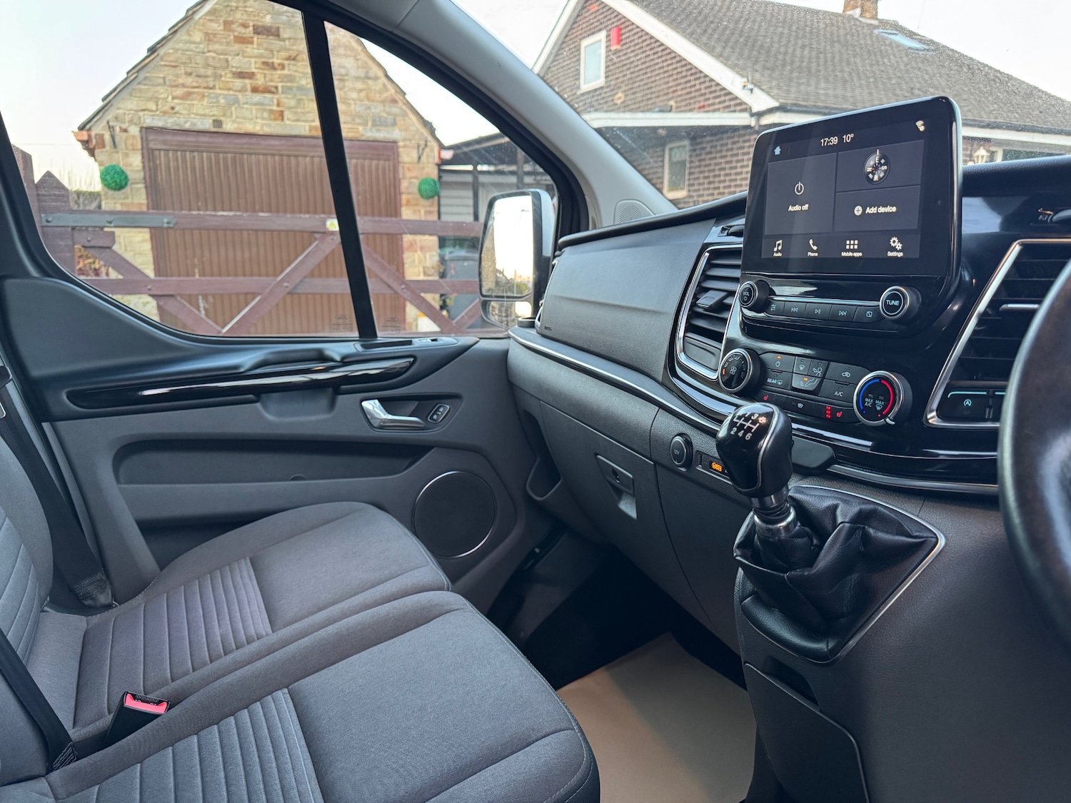 Used Ford Tourneo Custom 2018 for sale - 77766145: Photo 6