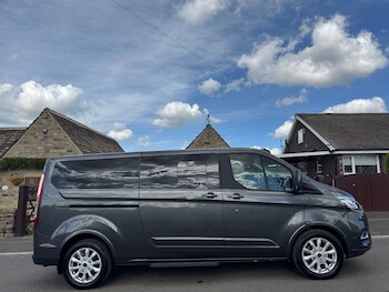 Used Ford Tourneo Custom 2018 for sale - 75925338: Photo