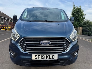 Used Ford Tourneo Custom 2019 for sale - 78745050: Photo