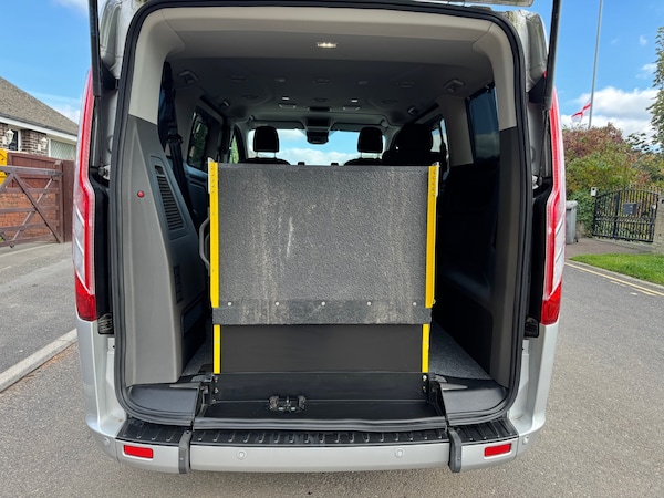 Used Ford Tourneo Custom 2022 for sale - 76131054: Photo 17
