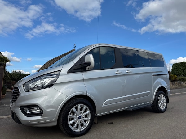 Used Ford Tourneo Custom 2022 for sale - 76131054: Photo 1