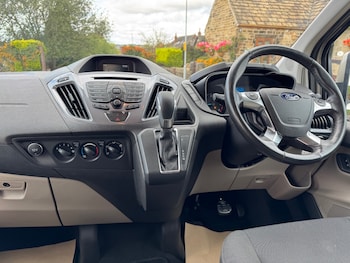 Used Ford Tourneo Custom 2018 for sale - 75715459: Photo