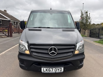 Used Mercedes-Benz Sprinter 2017 for sale - 76205802: Photo