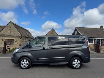 Used Ford Tourneo Custom 2018 for sale - 78094792: Photo