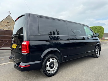 Used Volkswagen Transporter Shuttle 2019 for sale - 75359886: Photo