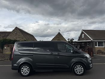 Used Ford Tourneo Custom 2019 for sale - 79717267: Photo