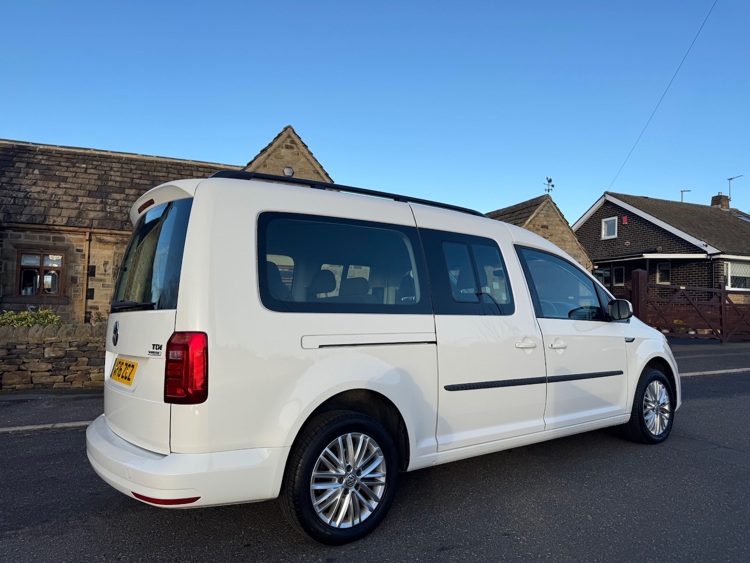 Used Volkswagen Caddy Maxi Life 2016 for sale - 77005661: Photo 3