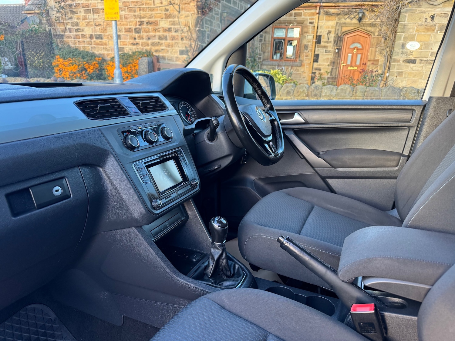 Used Volkswagen Caddy Maxi Life 2016 for sale - 77005661: Photo 9