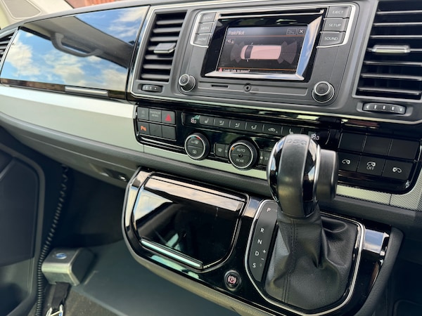 Used Volkswagen Caravelle 2018 for sale - 75489652: Photo 15