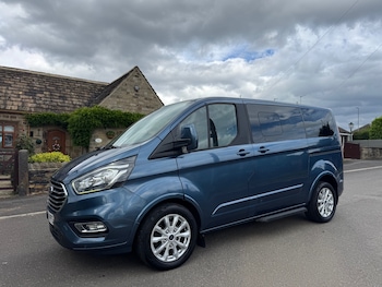 Used Ford Tourneo Custom 2019 for sale - 78955777: Photo