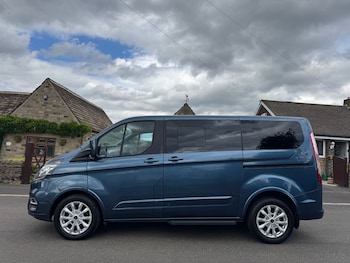 Used Ford Tourneo Custom 2019 for sale - 78955777: Photo