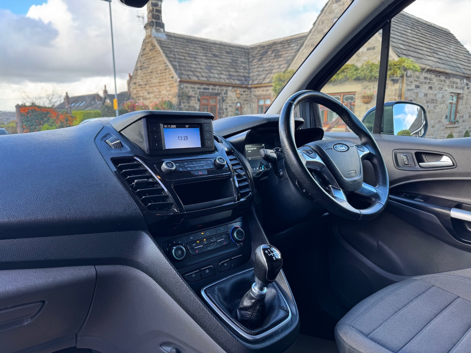 Used Ford Transit Connect 2019 for sale - 76466601: Photo 10