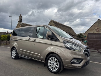 Used Ford Tourneo Custom 2018 for sale - 79605155: Photo