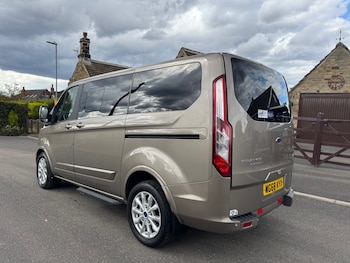 Used Ford Tourneo Custom 2018 for sale - 79605155: Photo