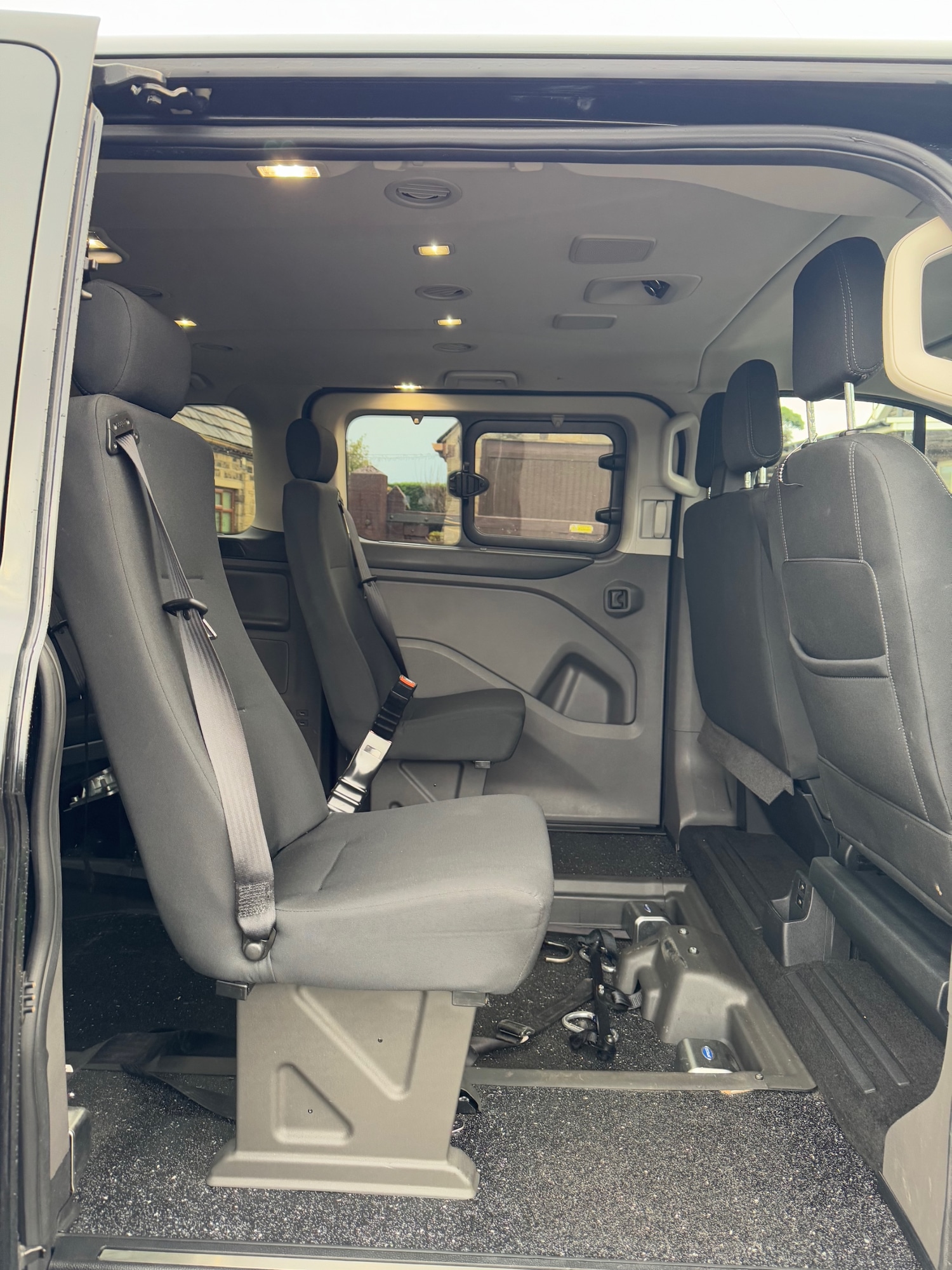 Used Ford Tourneo Custom 2019 for sale - 76615936: Photo 11