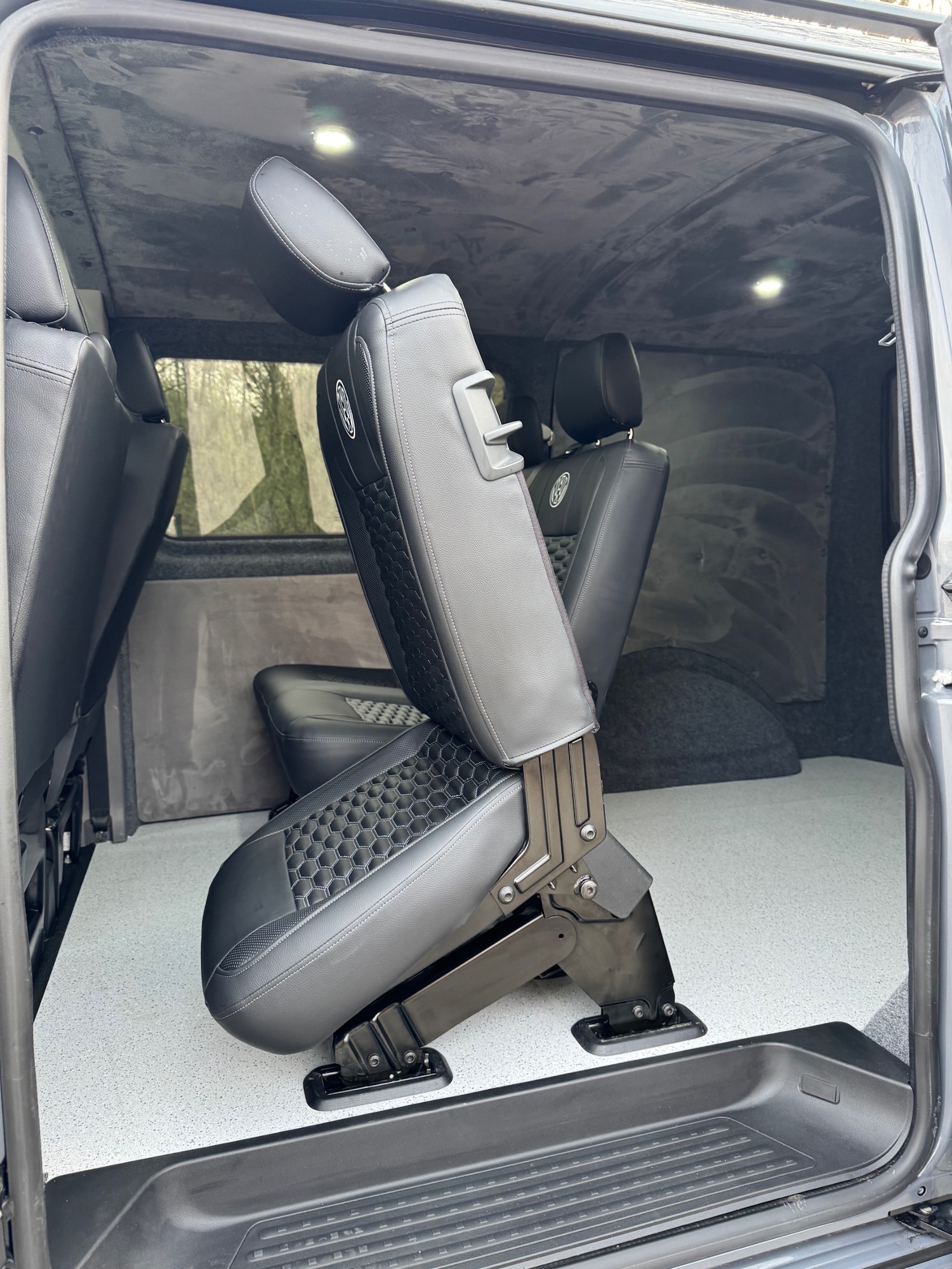 Used Volkswagen Transporter 2023 for sale - 77977282: Photo 7