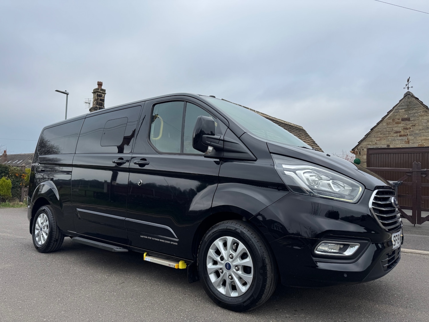 Used Ford Tourneo Custom 2019 for sale - 77805333: Photo 2