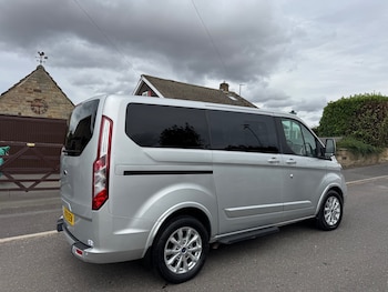 Used Ford Tourneo Custom 2019 for sale - 79585335: Photo