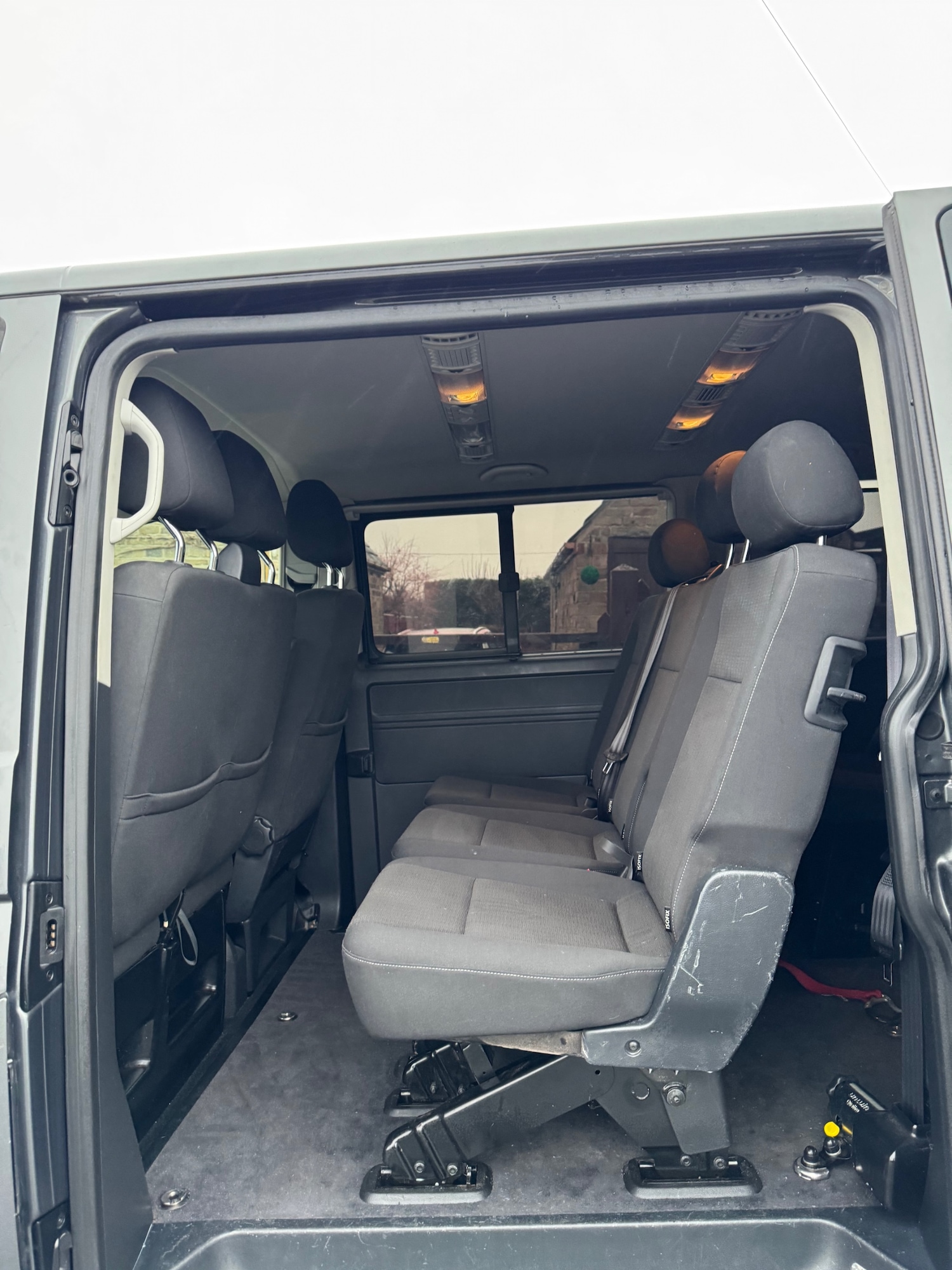 Used Volkswagen Transporter Shuttle 2017 for sale - 77483199: Photo 11