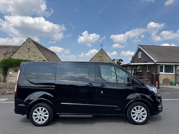 Used Ford Tourneo Custom 2022 for sale - 79177037: Photo