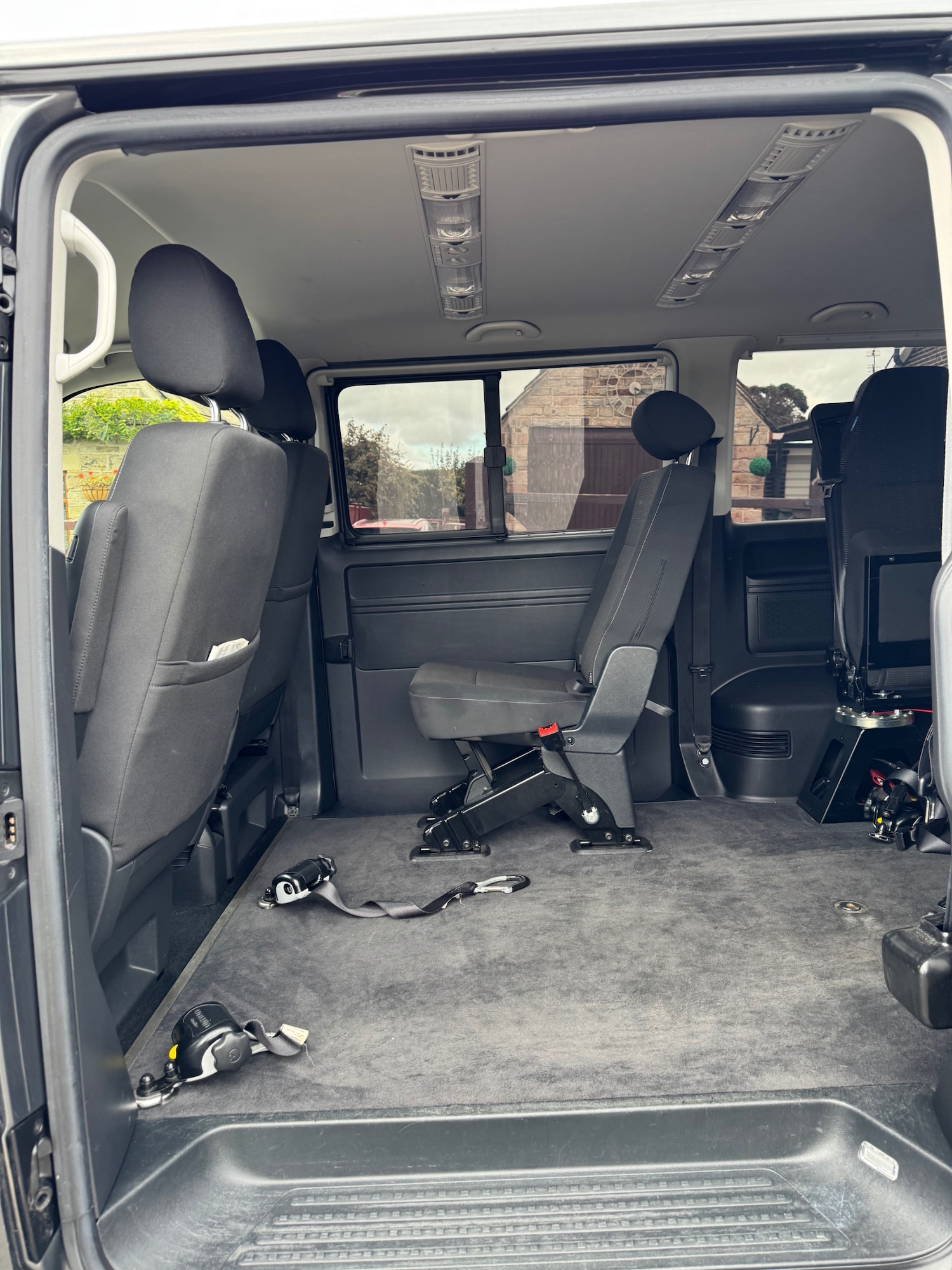 Used Volkswagen Transporter Shuttle 2017 for sale - 76206722: Photo 17