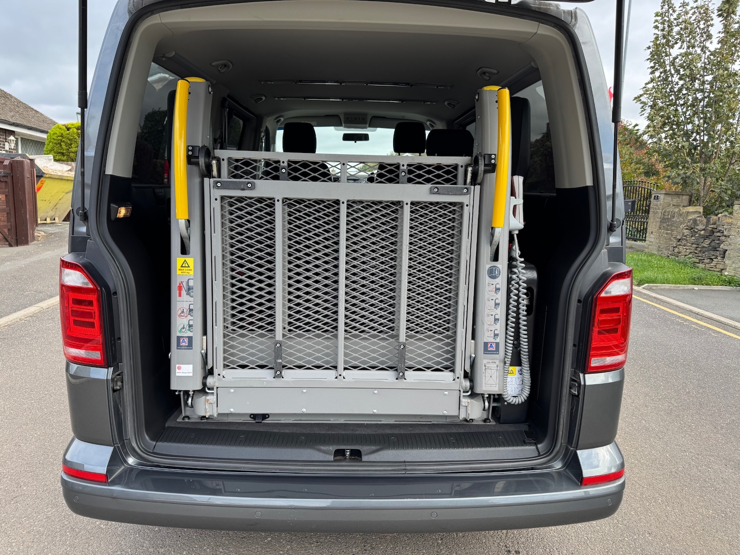 Used Volkswagen Transporter Shuttle 2017 for sale - 76206722: Photo 18