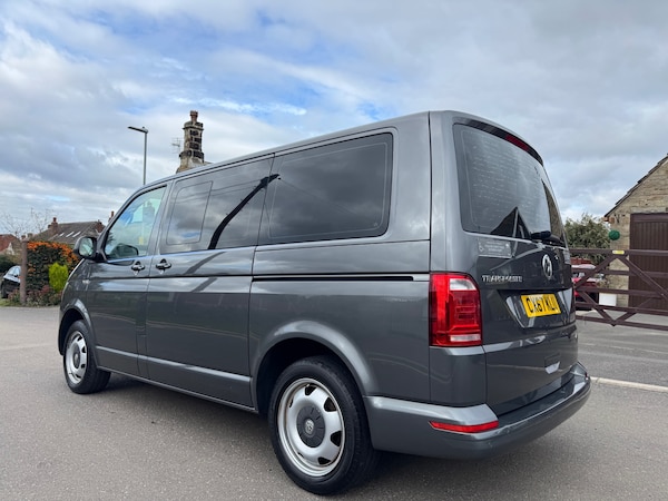 Used Volkswagen Transporter Shuttle 2017 for sale - 76206722: Photo 8