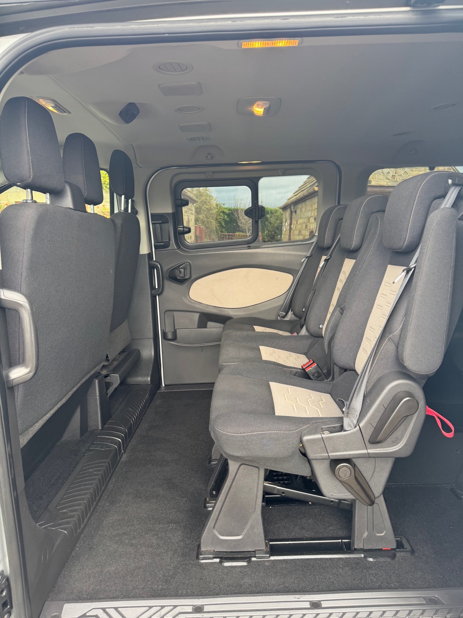 Used Ford Tourneo Custom 2018 for sale - 76468835: Photo 10