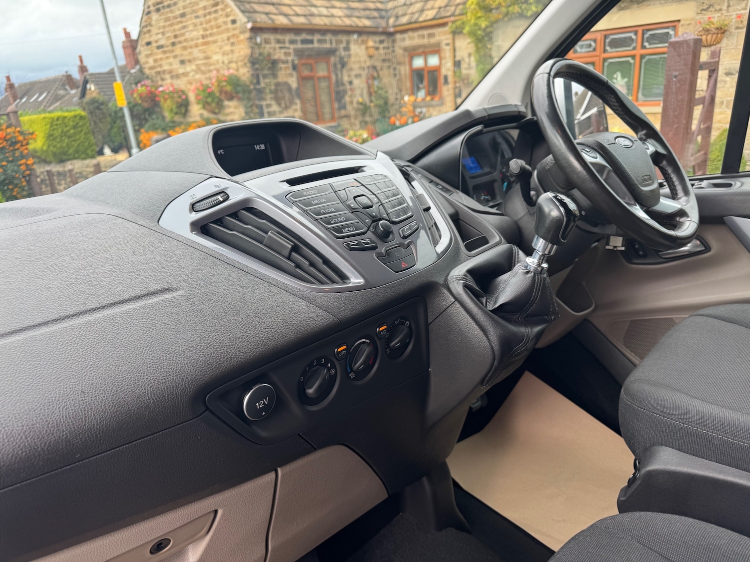 Used Ford Tourneo Custom 2018 for sale - 76468835: Photo 12