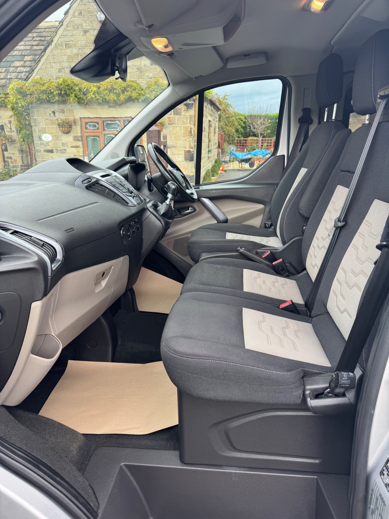 Used Ford Tourneo Custom 2018 for sale - 76468835: Photo 9