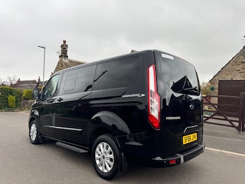 Used Ford Tourneo Custom 2018 for sale - 78182440: Photo