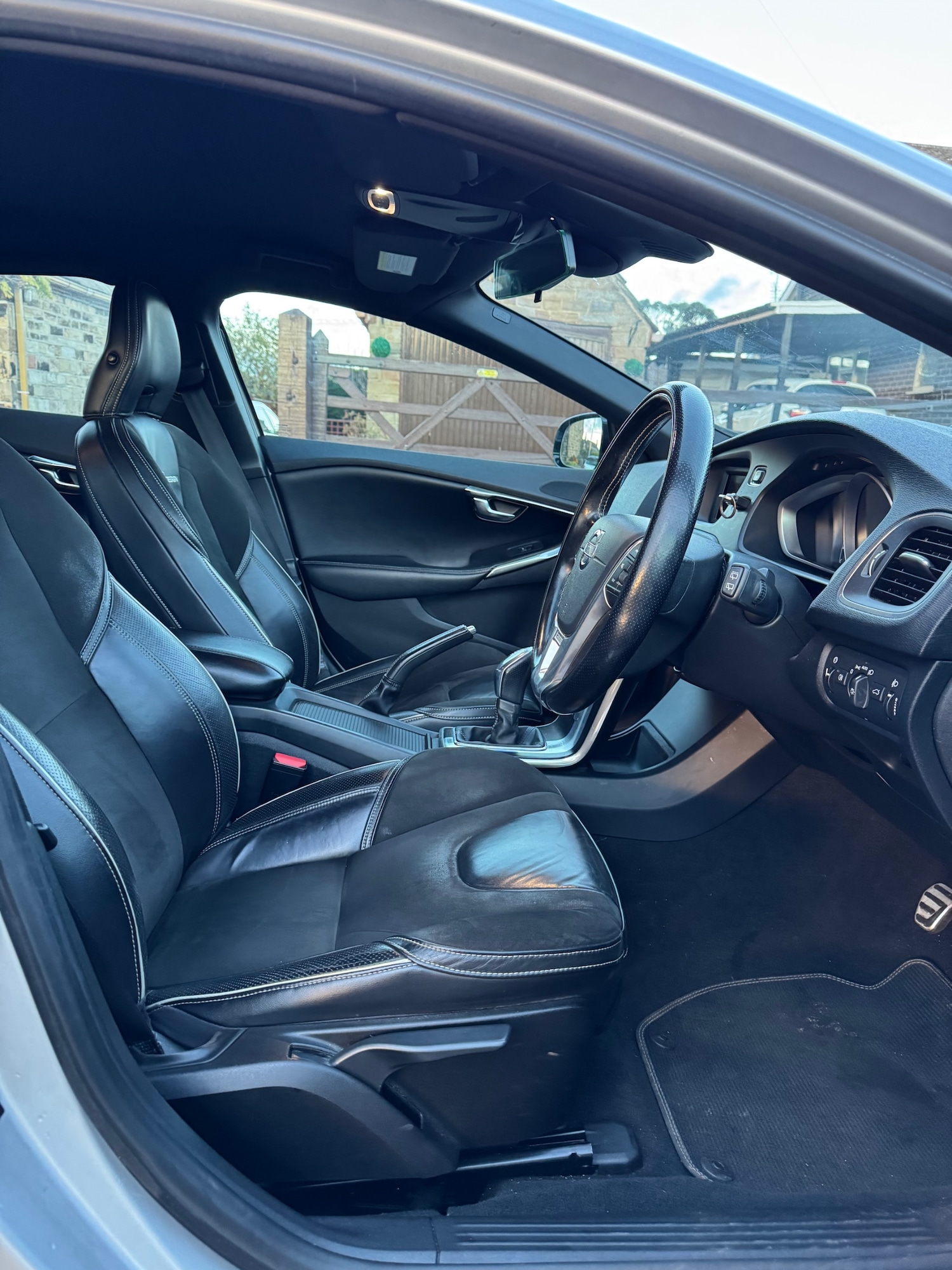 Used Volvo V40 2013 for sale - 76758790: Photo 13