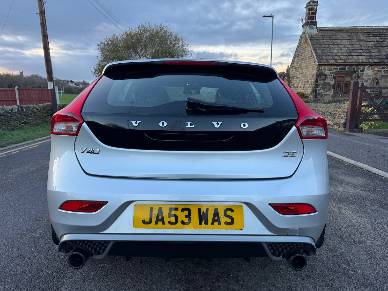 Used Volvo V40 2013 for sale - 76758790: Photo 8