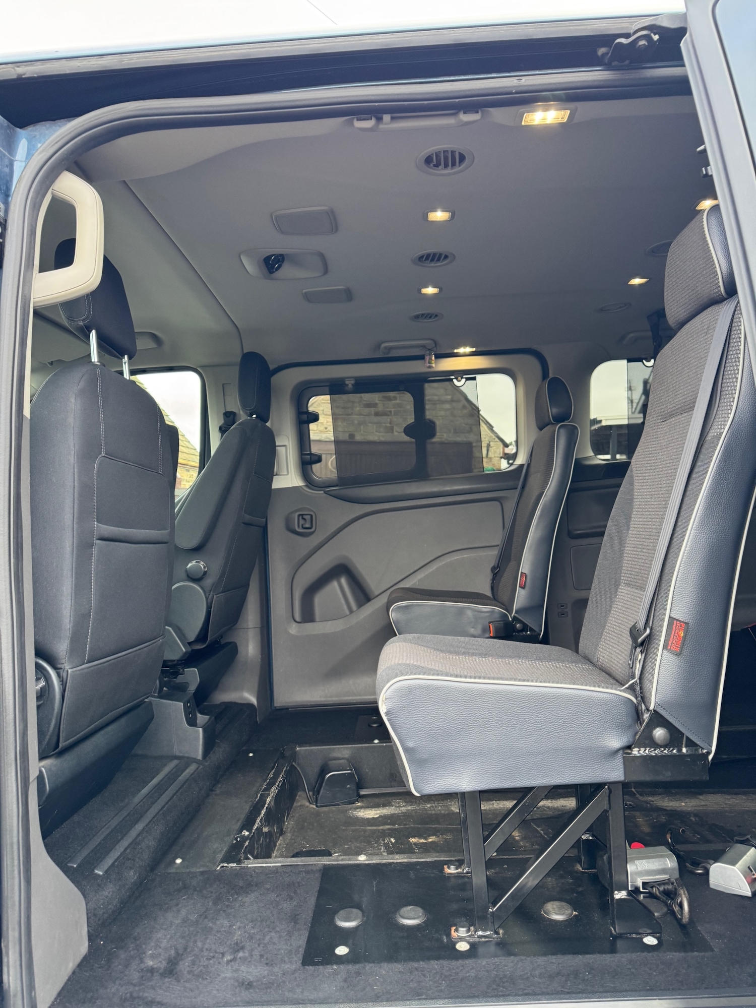 Used Ford Tourneo Custom 2019 for sale - 77326510: Photo 11