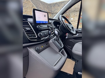 Used Ford Tourneo Custom 2020 for sale - 77640978: Photo