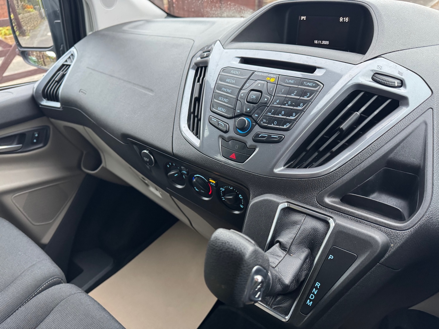 Used Ford Tourneo Custom 2018 for sale - 76611705: Photo 9