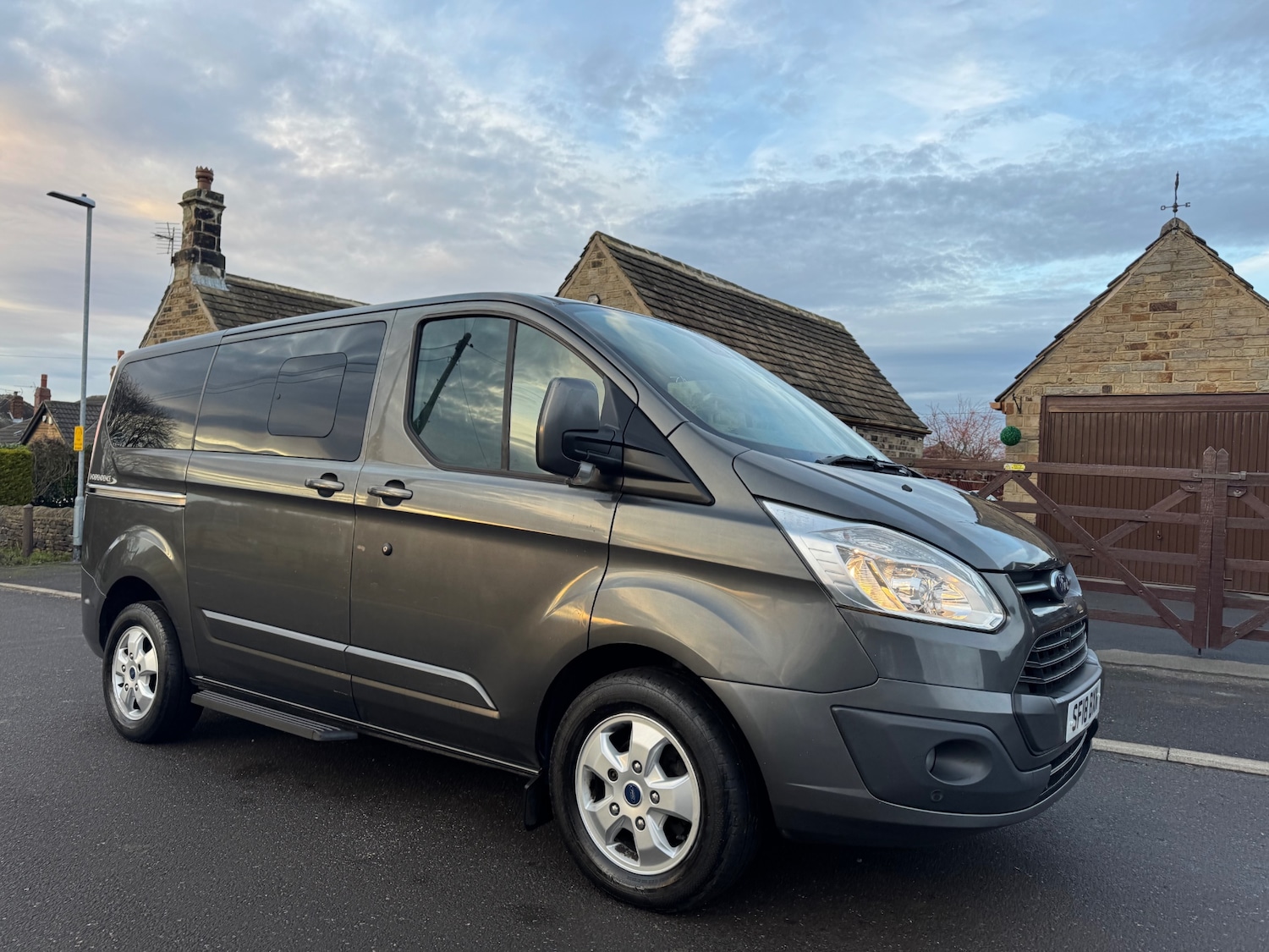 Used Ford Tourneo Custom 2018 for sale - 77245470: Photo 2