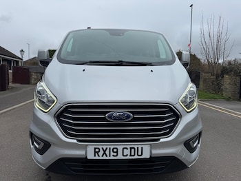 Used Ford Tourneo Custom 2019 for sale - 77691639: Photo