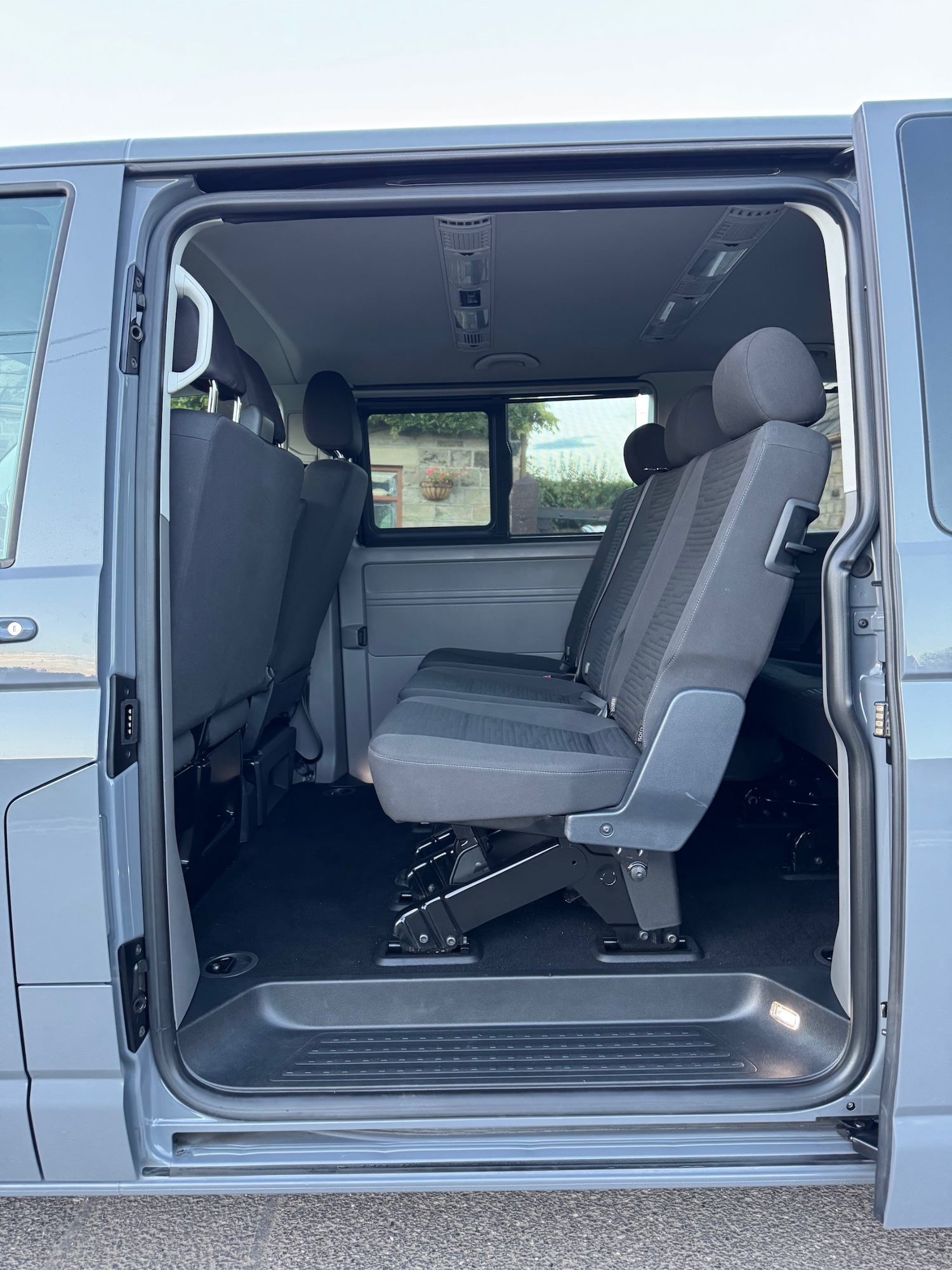 Used Volkswagen Transporter Shuttle 2022 for sale - 76221906: Photo 11